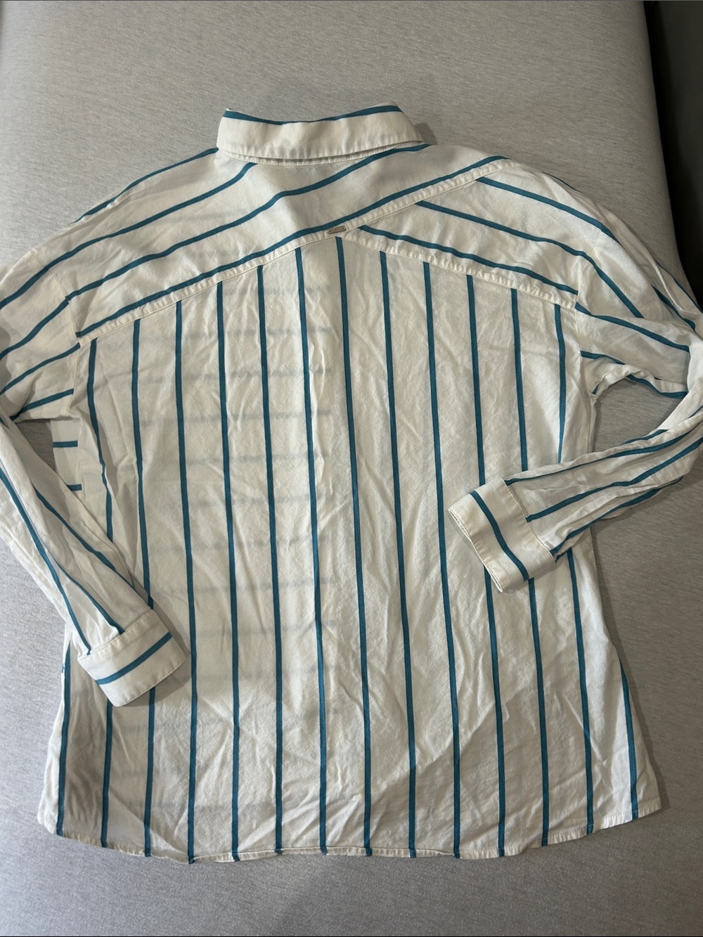 Esprit Striped Button-Up Shirt in White and Teal Sz XL - Picture 7 of 7